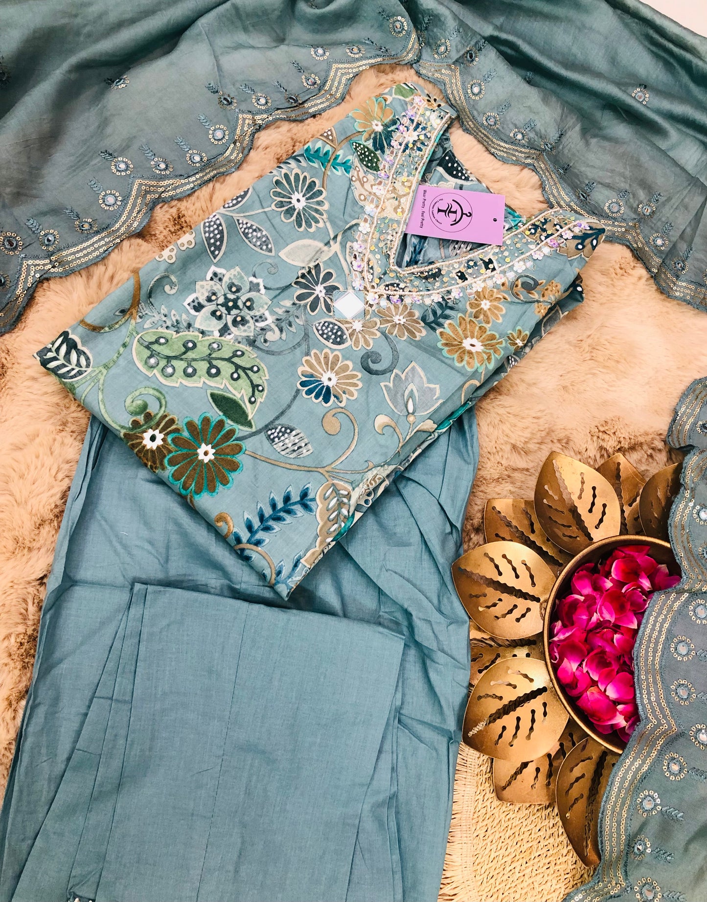 Evergreen Charm Suit Set