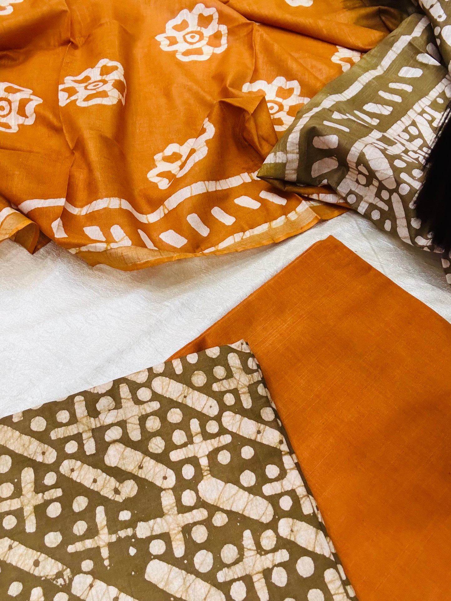 Batik Breeze Suit Sets