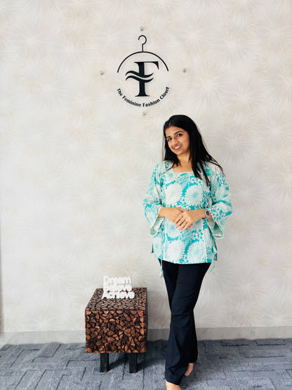 Dori Bloom Kurti
