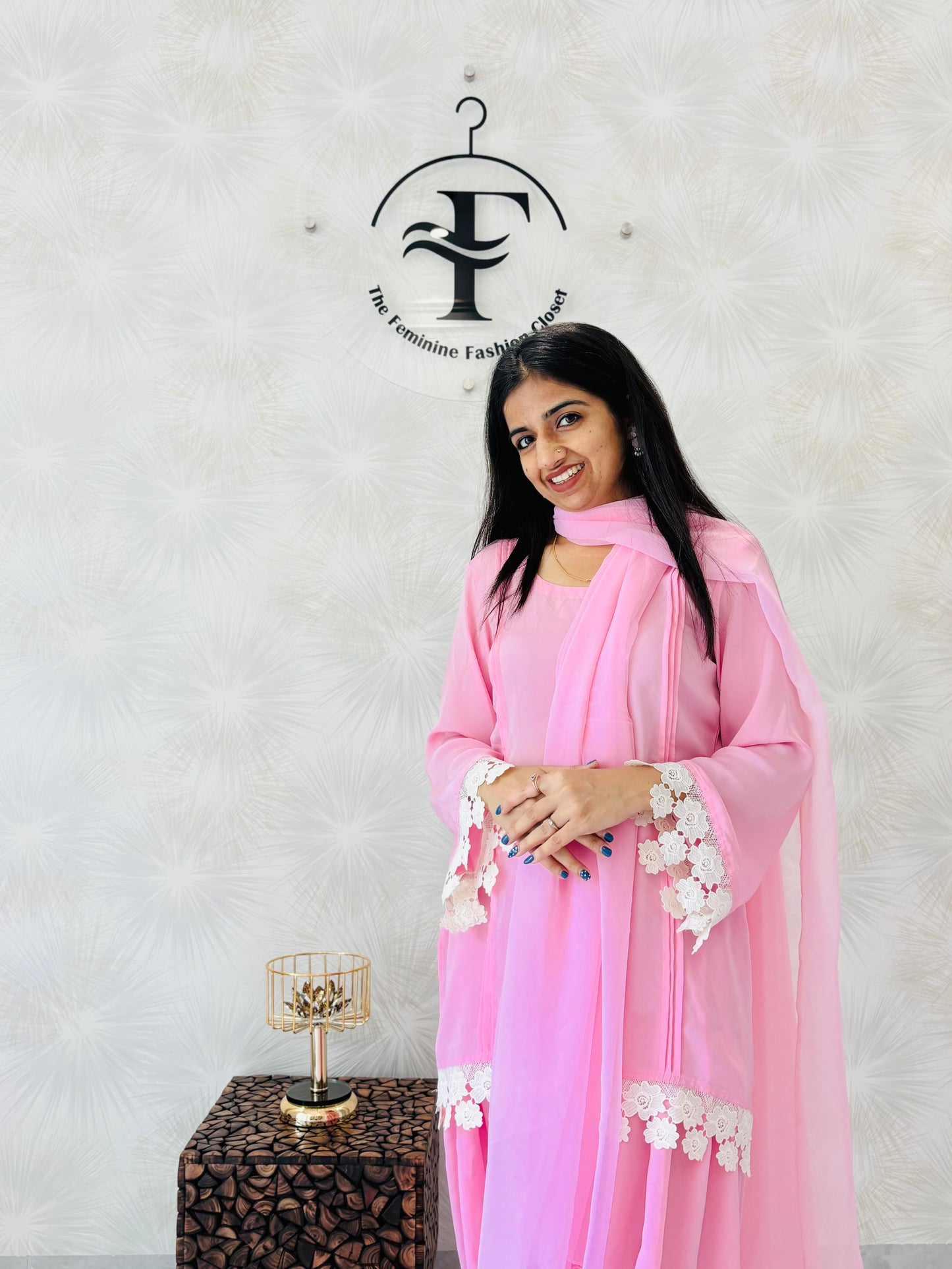 Gulrukh Farshi Set