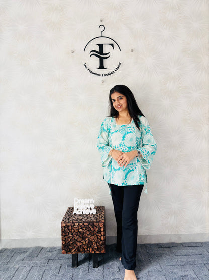 Dori Bloom Kurti