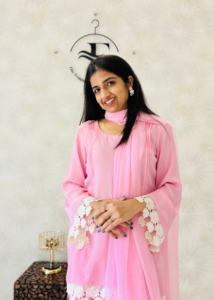 Gulrukh Farshi Set
