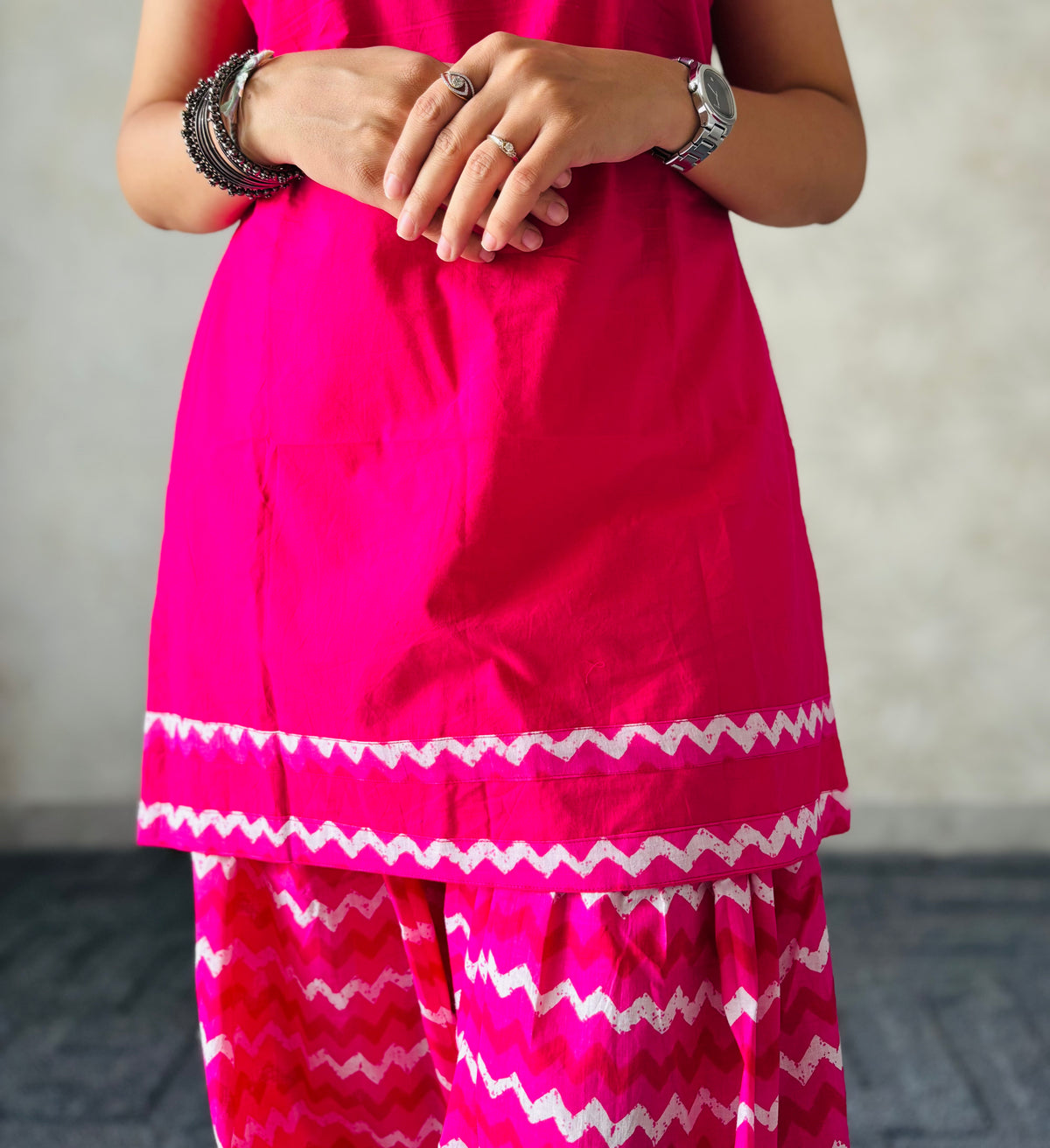 Gulabika Farshi Set