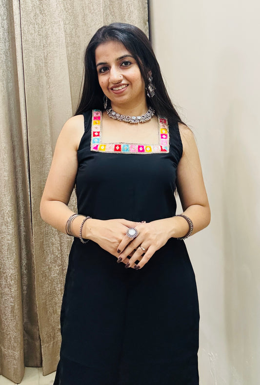 Rangrez Black Kurti