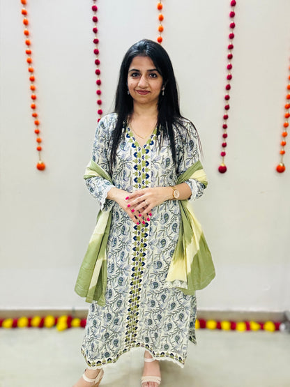 Green Blossom Suit Set