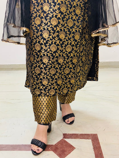 Black Gold Charm Suit Set