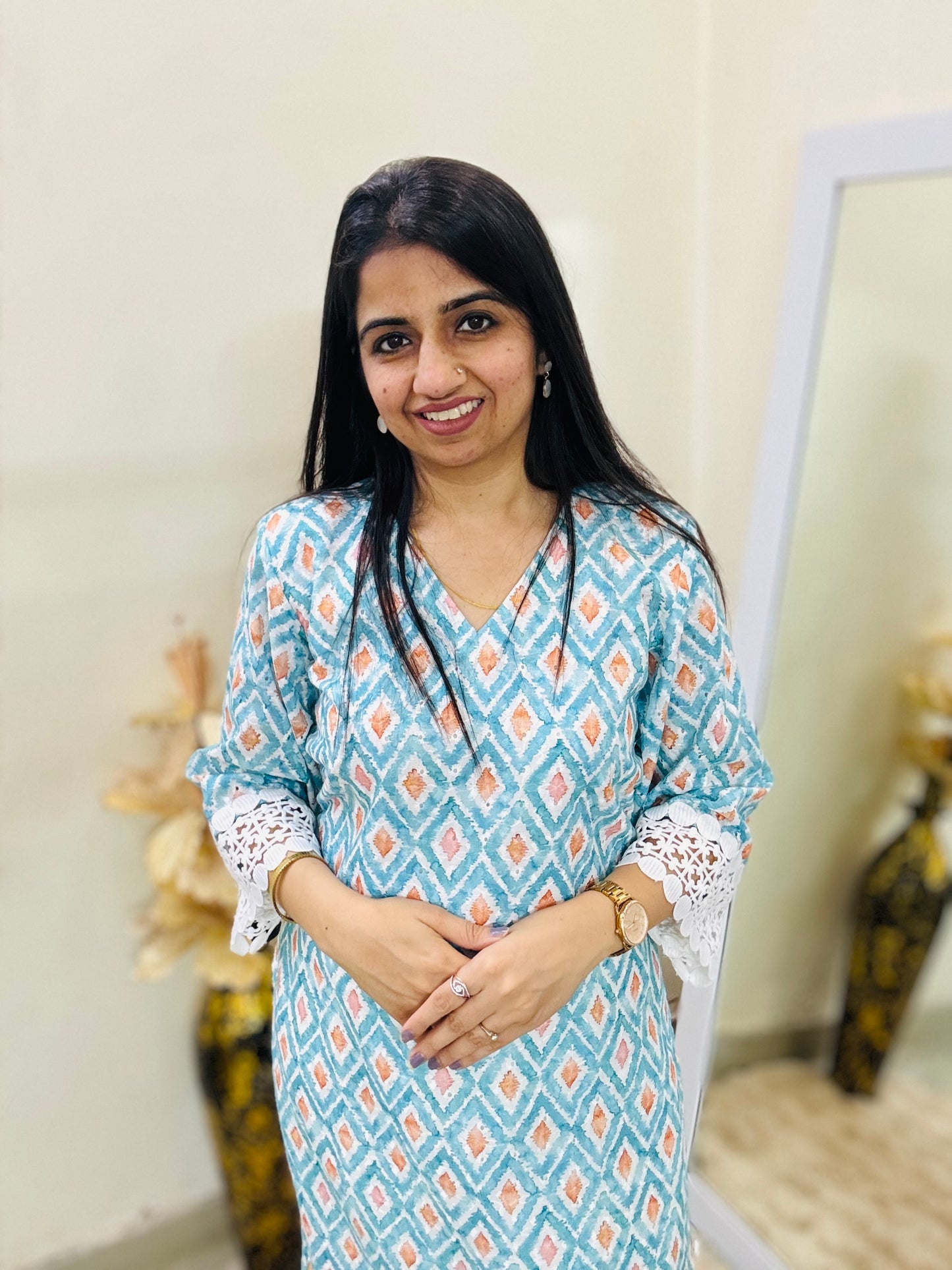 Noor-e-chikan Kurta Set