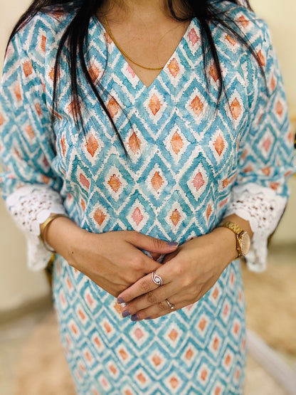 Noor-e-chikan Kurta Set