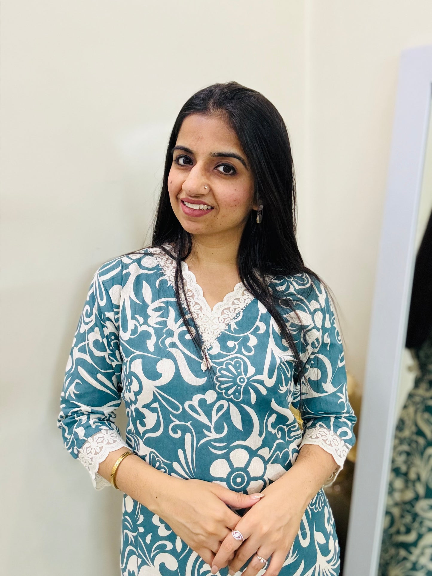 Mehfil Kurti