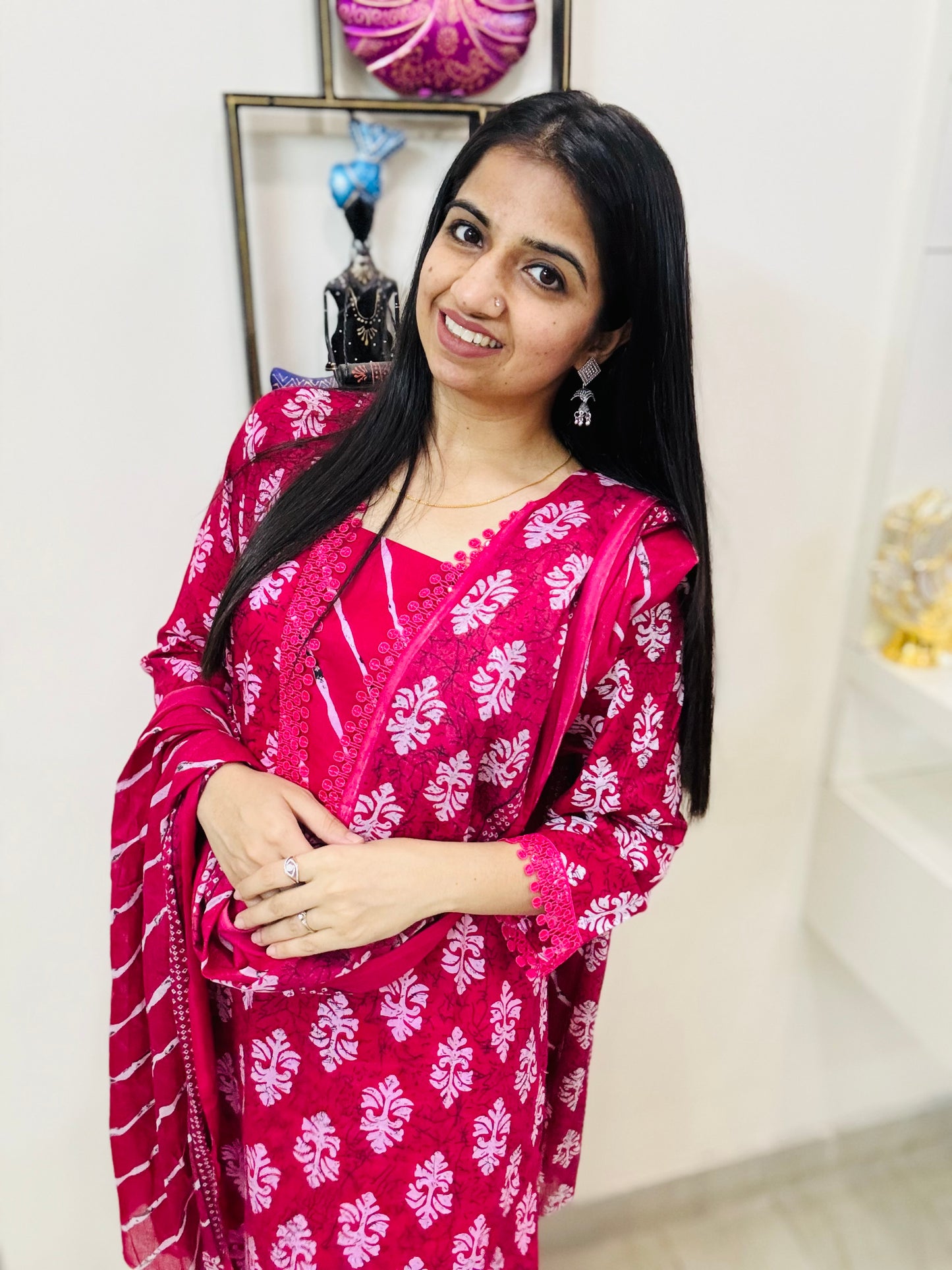 Gulabi Nazakat Suit Set