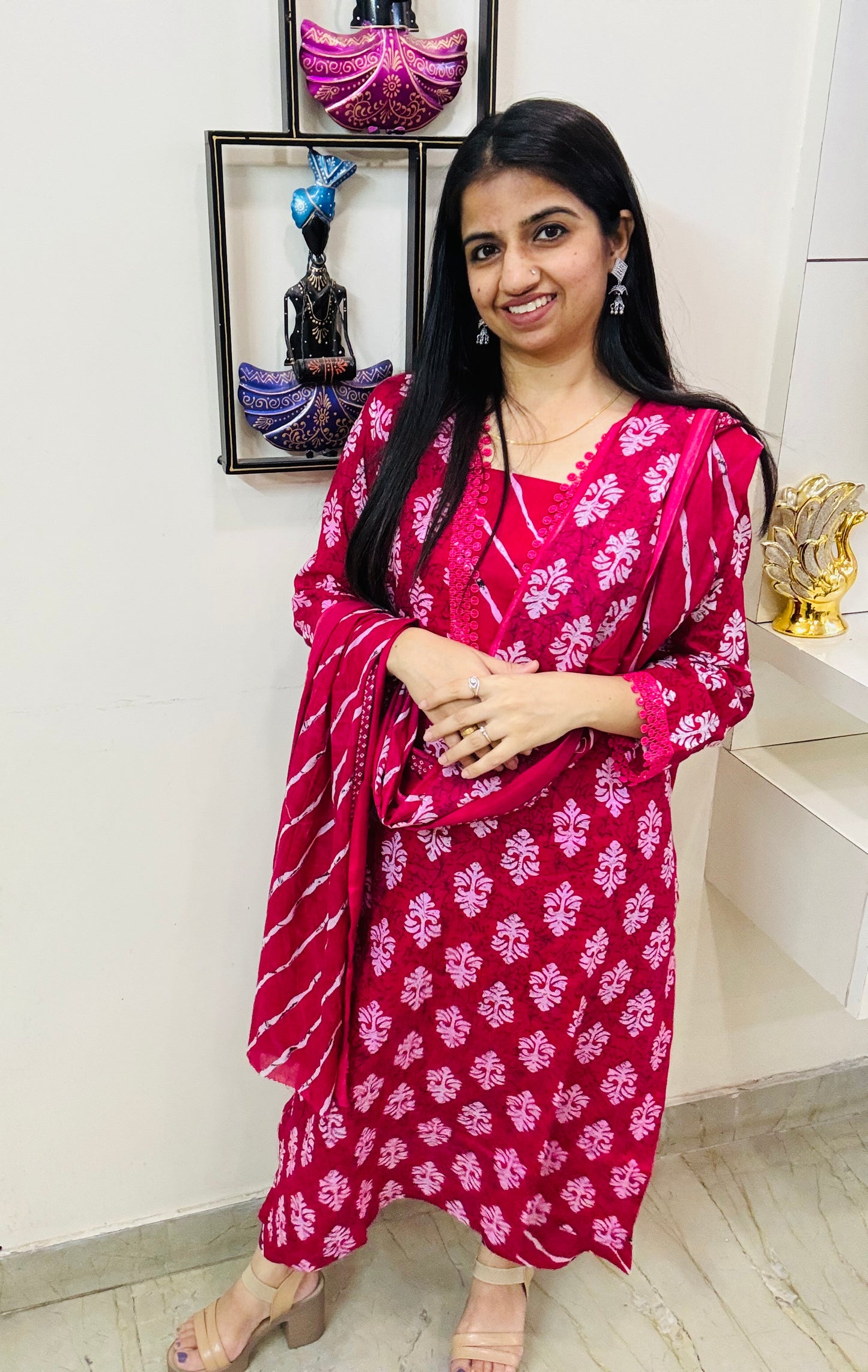 Gulabi Nazakat Suit Set