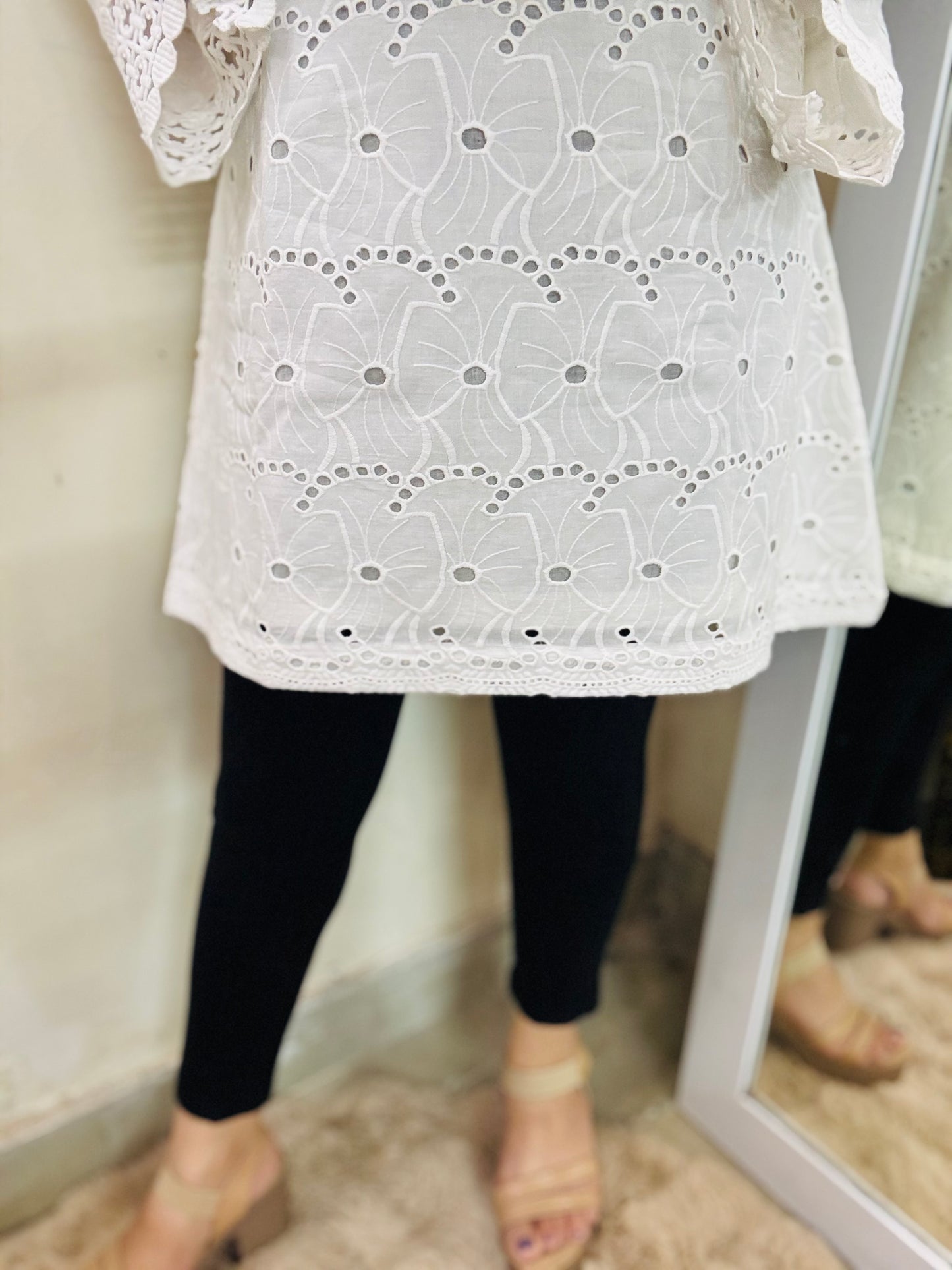Nazakat Chikan Top