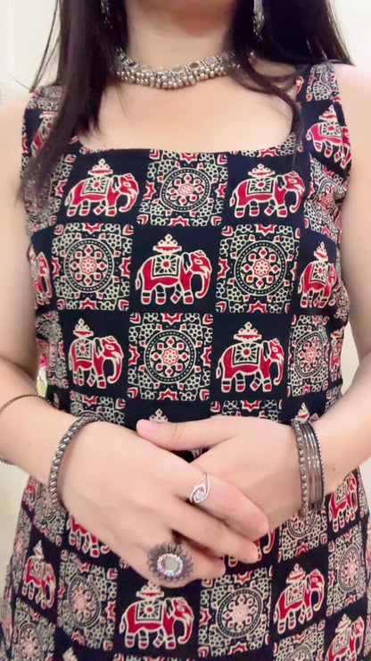 Gajraaj Grace Kurti